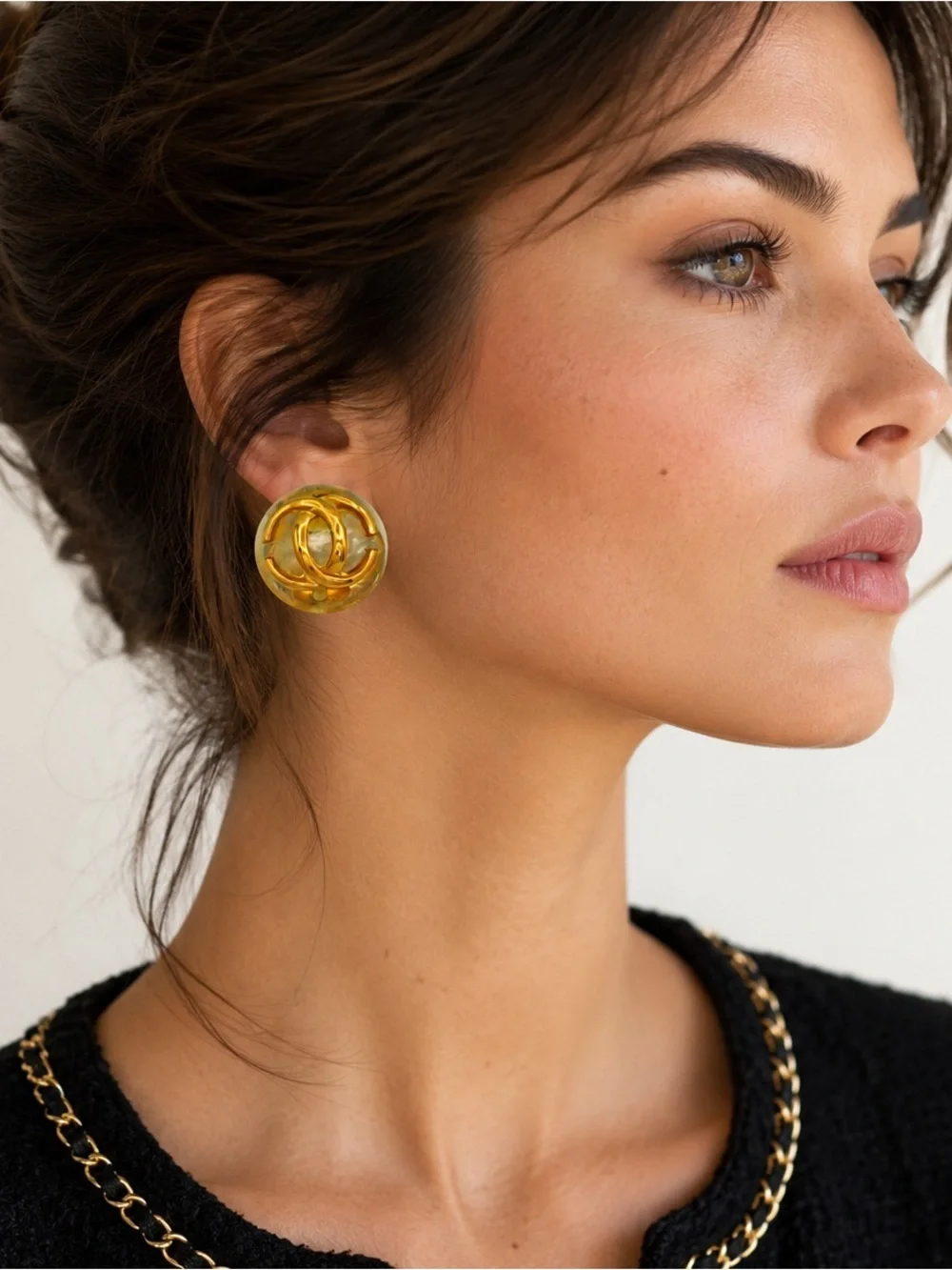 CHANEL classic clip